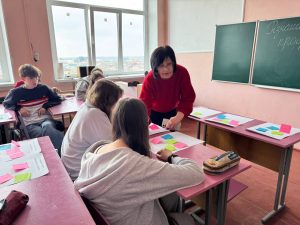 Photo 5368368392114475835 Y