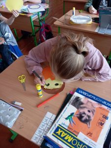 Photo 5388701772316087293 Y