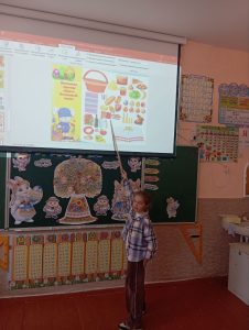 Photo 5388701772316087302 Y