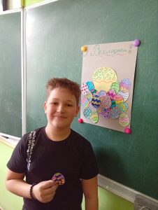 Photo 5388937050624563368 Y