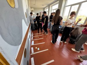 Photo 5407041987044644773 Y