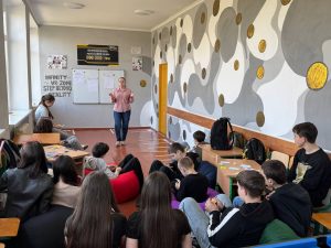 Photo 5407041987044644779 Y