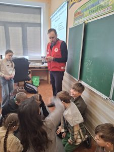 Photo 5424857906525443149 Y