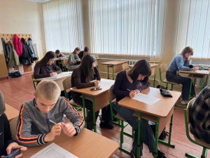 Photo 5438404937751663595 Y