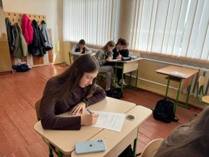 Photo 5438404937751663596 Y