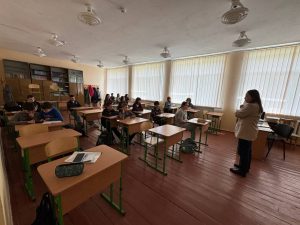 Photo 5438404937751663599 Y