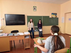 Photo 5438404937751663602 Y