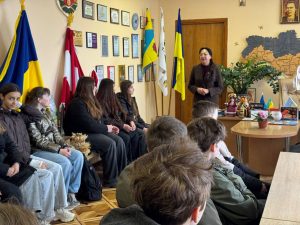 Photo 5442789266137224434 Y